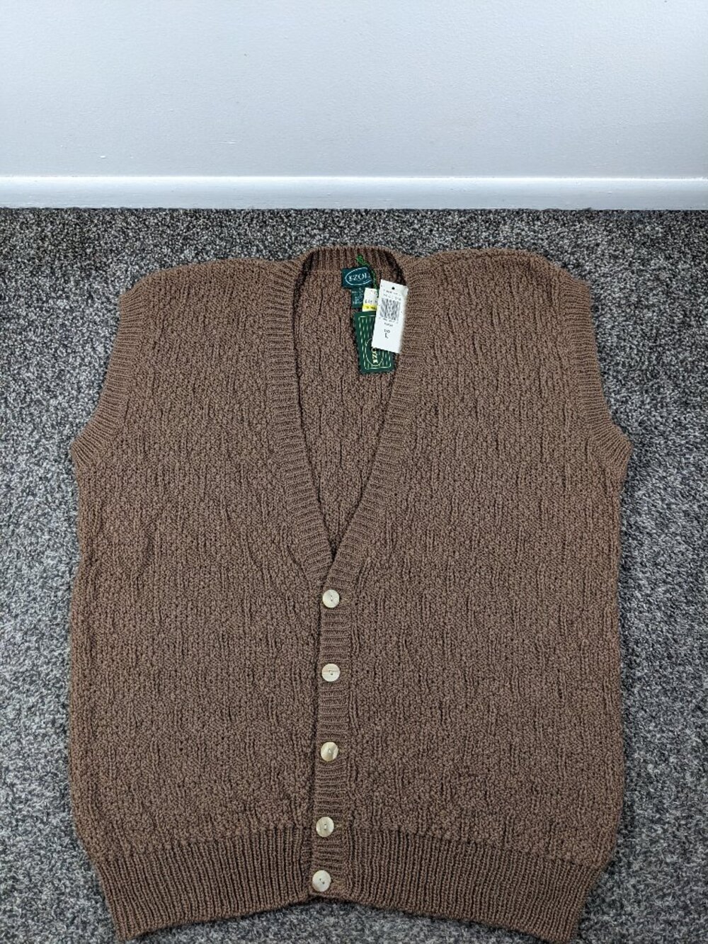 NWT Vintage Izod Vest Sweater Cable Knit Shetland Wool Cardigan Brown Mens Large
